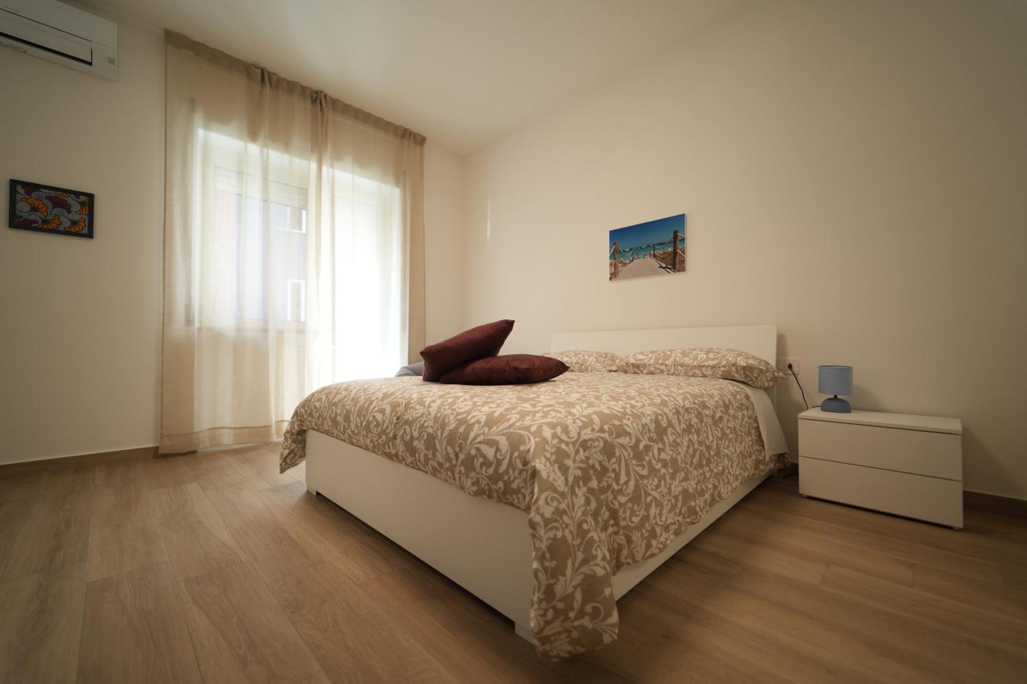 Panorama Vesuvius Affittacamere Guesthouse With Lift Near To Subway In Napoli Center Exterior photo
